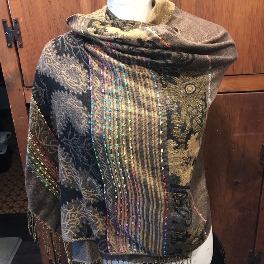 Beautiful Earthtone Scarf